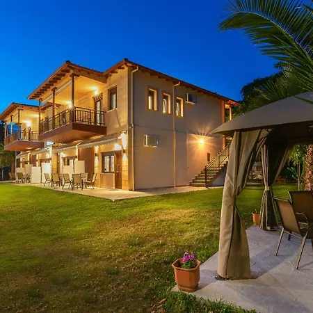 Luxury Marianna Neos Marmaras