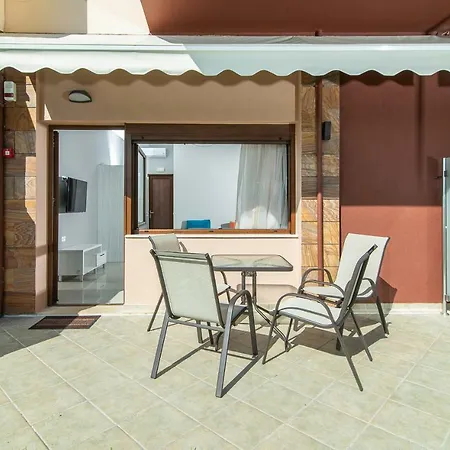 Apartment Luxury Marianna Neos Marmaras