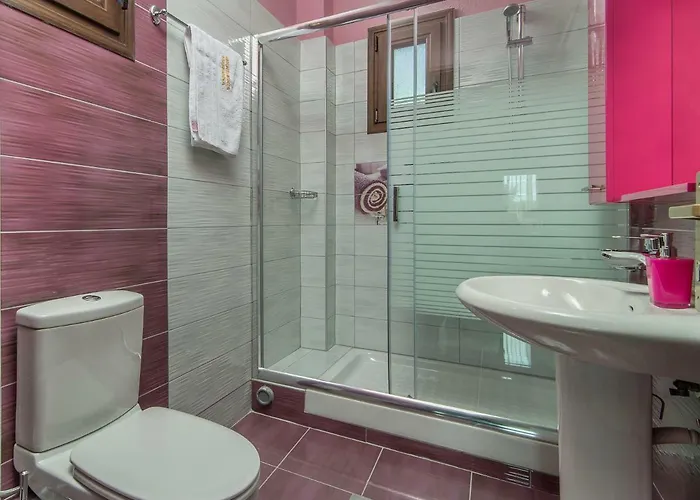 Luxury Marianna Neos Marmaras